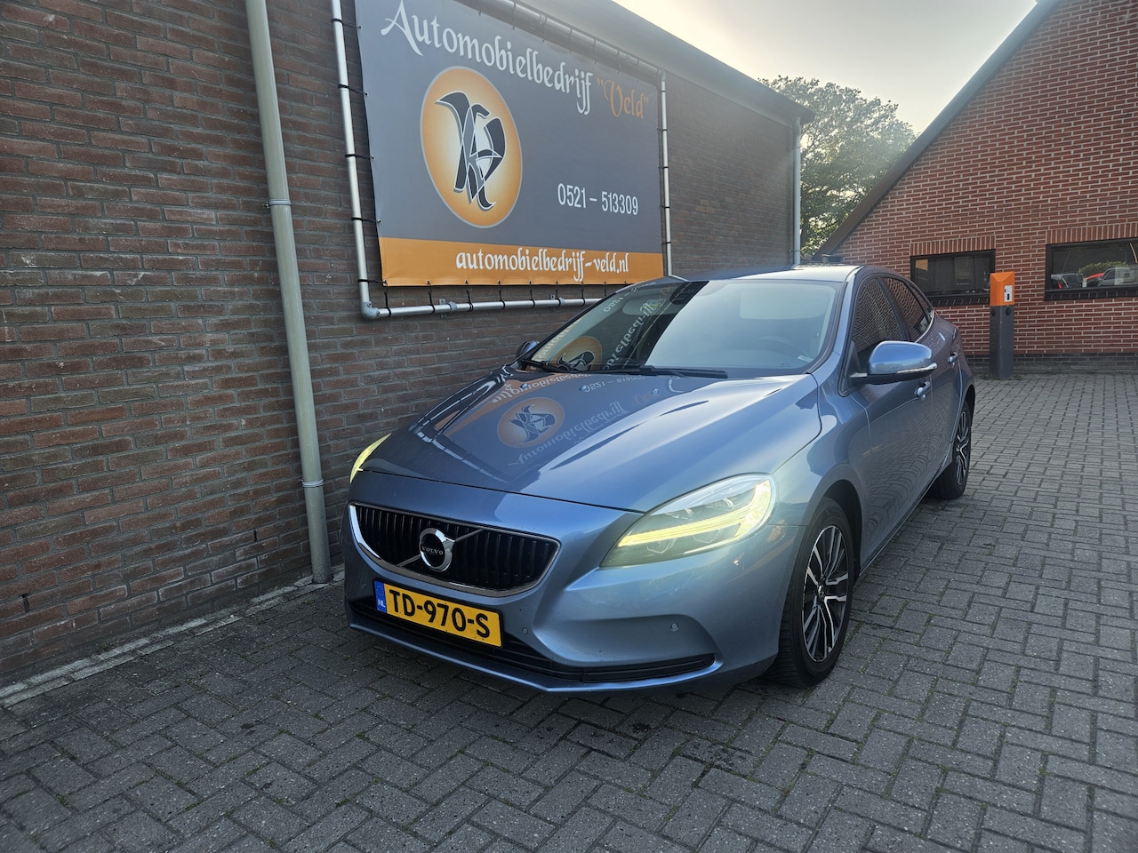 Volvo V40 - 1.5 T2 Edition+ 1.5 T2 Edition+ - AutoWereld.nl
