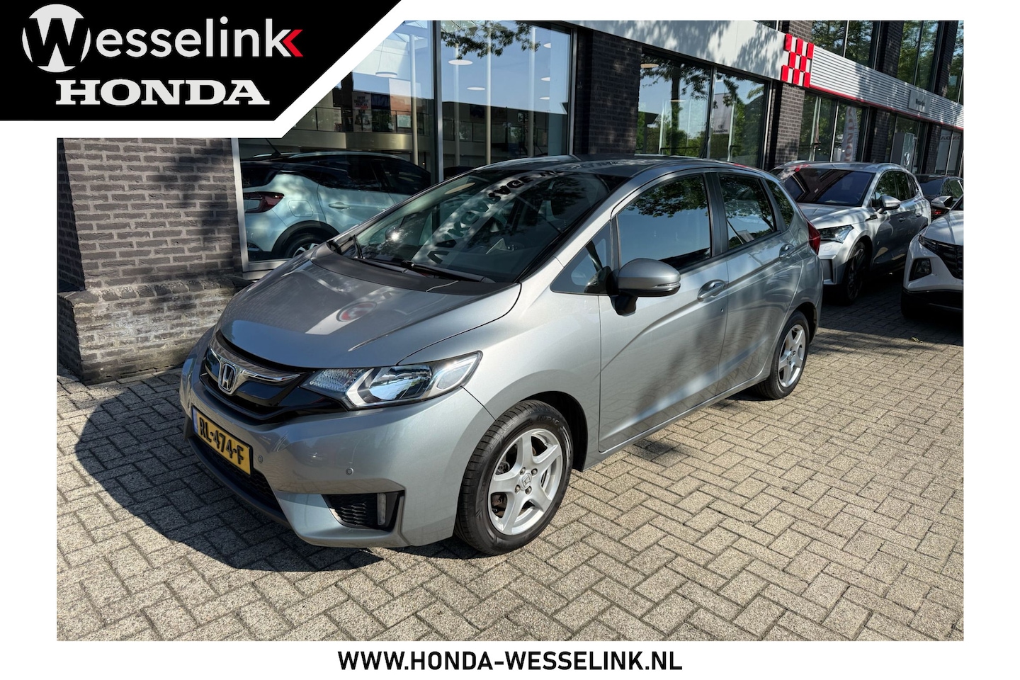 Honda Jazz - 1.3 i-VTEC Trend | Navigatie | Parkeersensoren | Stoelverw. - AutoWereld.nl