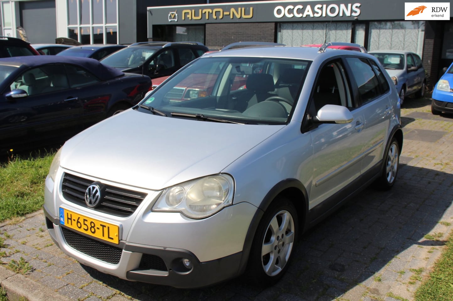 Volkswagen Polo - CrossPolo 1.4-16V Sportline 5-Deurs Climate LM-Velgen Dakrails APK - AutoWereld.nl