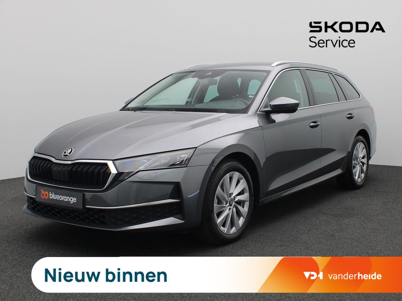 Skoda Octavia Combi - 1.5 TSI MHEV Business Edition Plus 150PK DSG Matrix led, Trekhaak, Achteruitrijcamera, Key - AutoWereld.nl