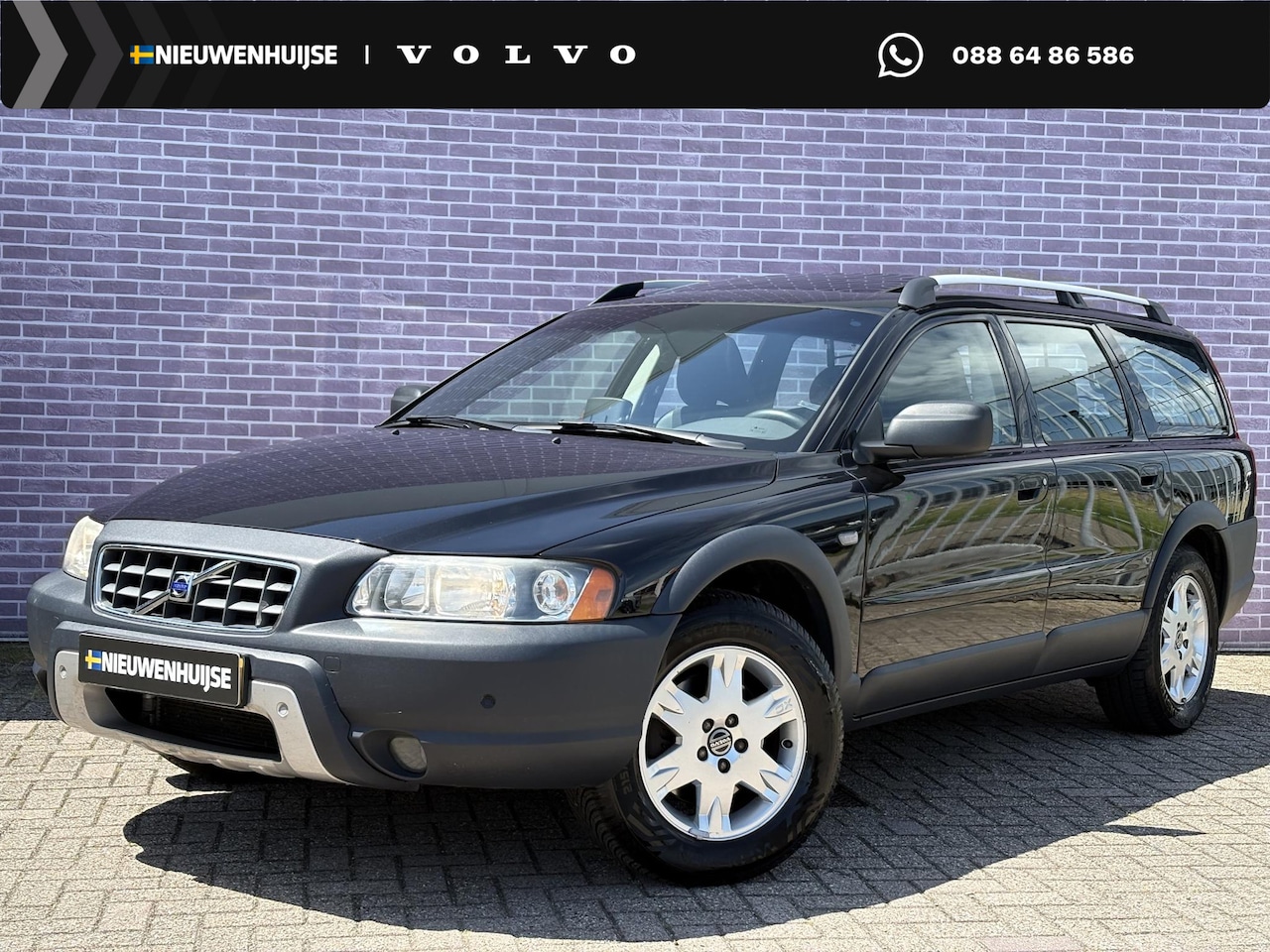 Volvo XC70 - 2.5 T Kinetic 5 Cilinder | AWD | 1 ste eigenaar | Memory bestuurder stoel | Roofrails| Par - AutoWereld.nl