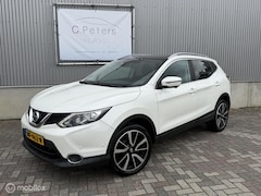 Nissan Qashqai - 1.2 Tekna + 2017 / Leer / Panoramadak / 360 Camera / 2e eigenaar NAP
