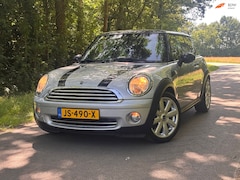MINI 3-Deurs - 1.6 Cooper | " 164.000 " KM Nu € 1.975,