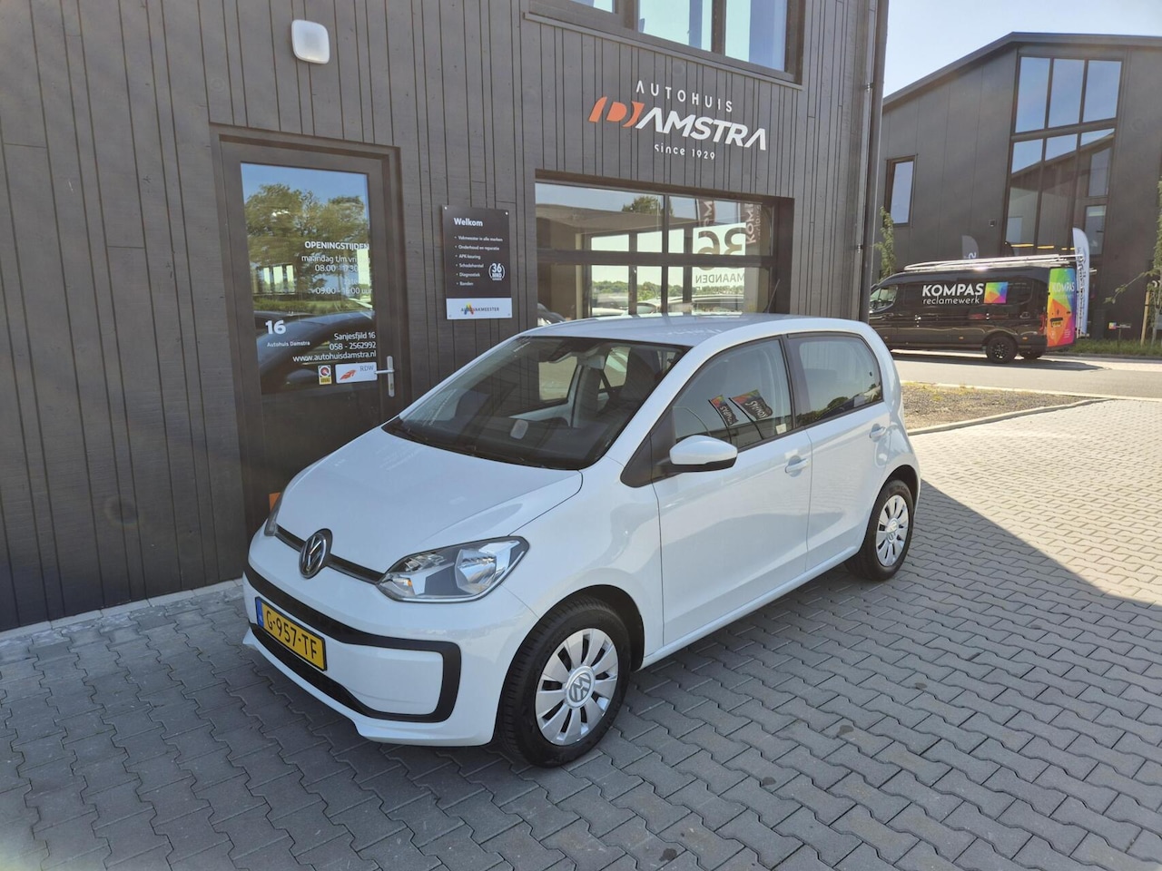 Volkswagen Up! - 1.0 BMT move up!|5Drs|Airco| - AutoWereld.nl