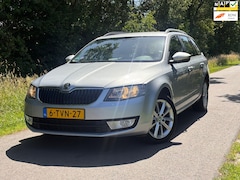 Skoda Octavia Combi - 1.2 TSI Greentech Ambition Businessline | Cruise control + Navi Nu € 4.975,