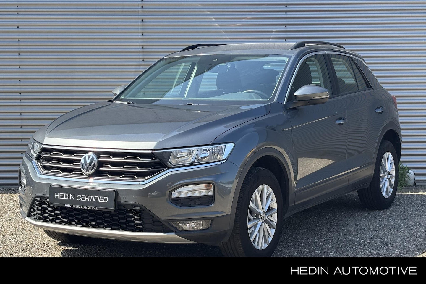 Volkswagen T-Roc - 1.5 TSI Style Business Apple Car Play / Keyless Start & Entry / Parkeercamera / Stoelverwa - AutoWereld.nl