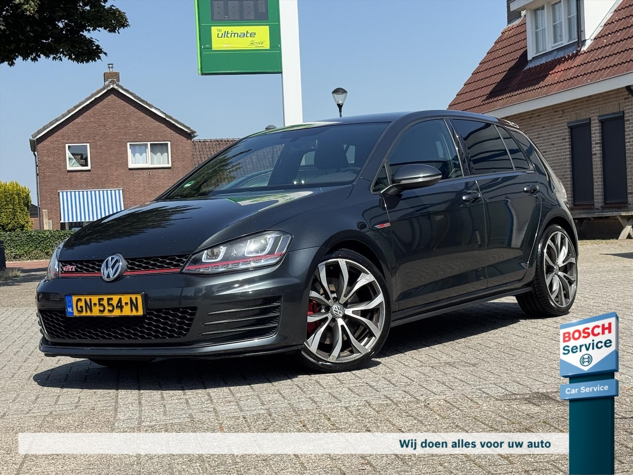Volkswagen Golf - 7 2.0 TSI GTI Performance 230PK / Automaat / Camera / Clima / Navi / Led / 19*Inch - AutoWereld.nl