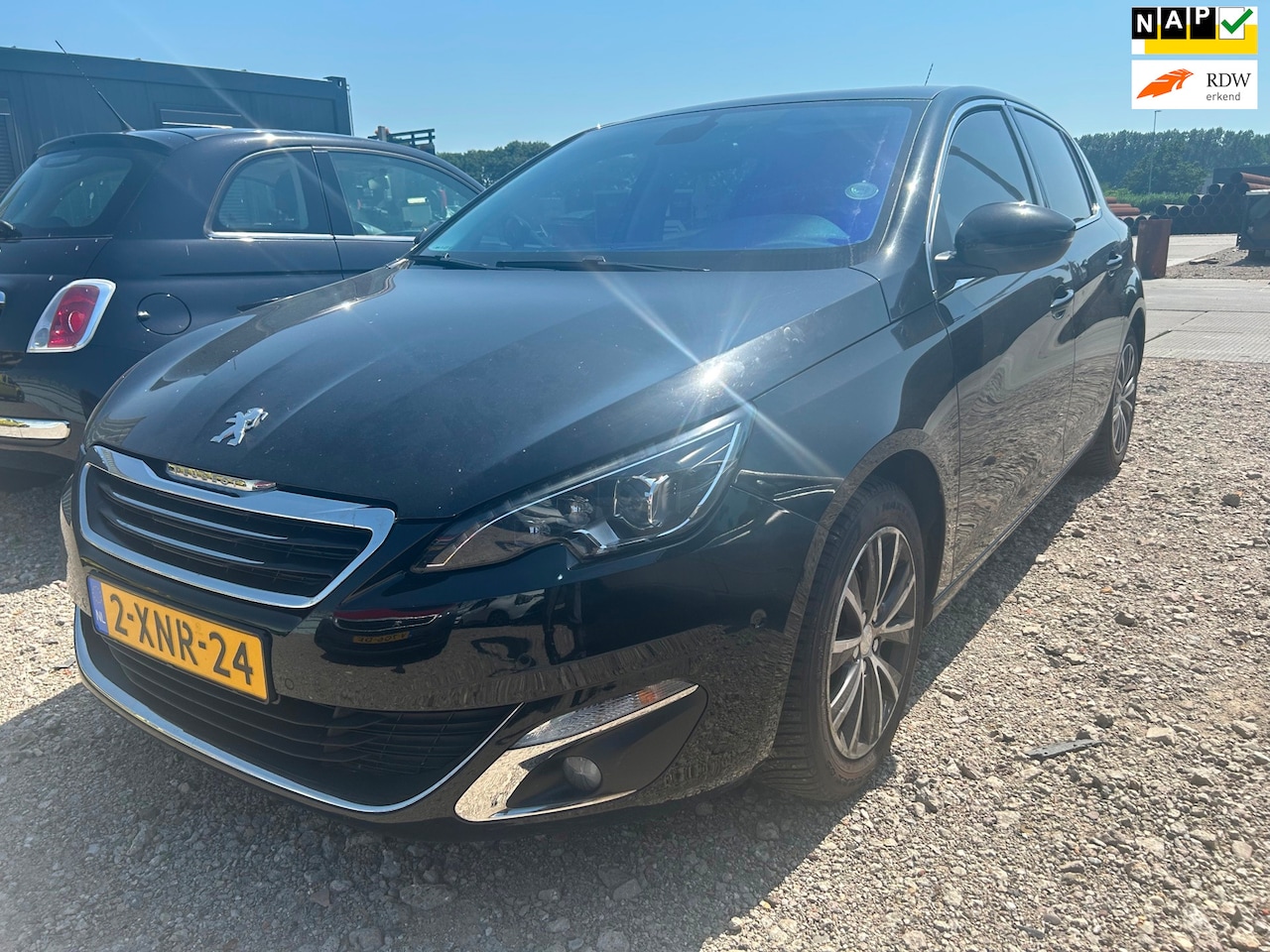 Peugeot 308 - | 2014 | 1.2 PureTech Allure |Export en Handel - AutoWereld.nl