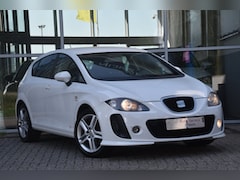 SEAT Leon - 1.4 TSI Businessline COPA | NAP | Navigatie | Cruise Control | Climate Control | PDC | Zee