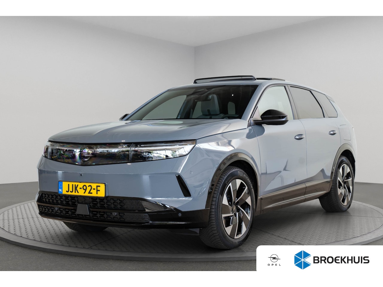 Opel Grandland Electric - Business Edition 73 kWh | Panoramadak | Focal Audio | Warmtepomp | Elektrische Achterklep - AutoWereld.nl