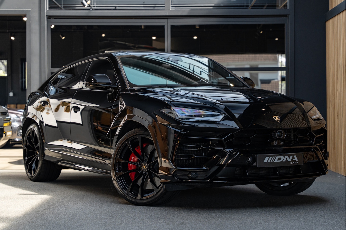 Lamborghini Urus - Massage B&O Carbon ACC HUD Urus 4.0 V8 - AutoWereld.nl
