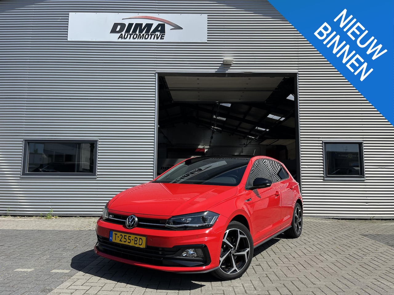 Volkswagen Polo - 1.0 TSI R-Line / LED/ Car-Play - AutoWereld.nl