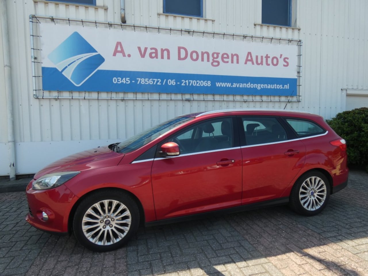 Ford Focus - 1.6 TI-VCT FIRST ED.Navi,Cruise,Stoeleverw,Incl Nieuwe APK - AutoWereld.nl