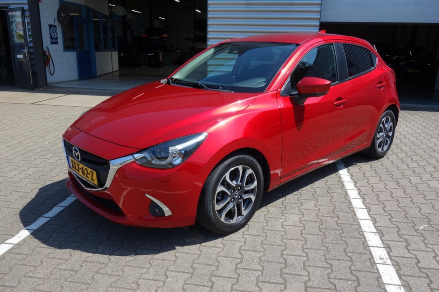 Mazda 2 - 1.5 SKYACTIVG SKL+ Navi, Led, Stoelverw, ECC, 16 Inch - AutoWereld.nl