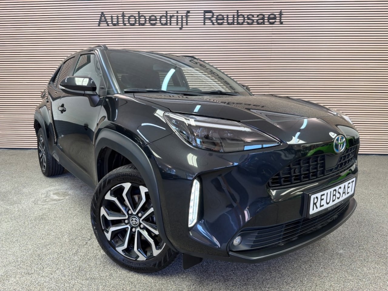 Toyota Yaris Cross - 1.5 Hybrid Dynamic Carplay Navi Acc Clima Led Camera Incl 12Mnd Garantie - AutoWereld.nl