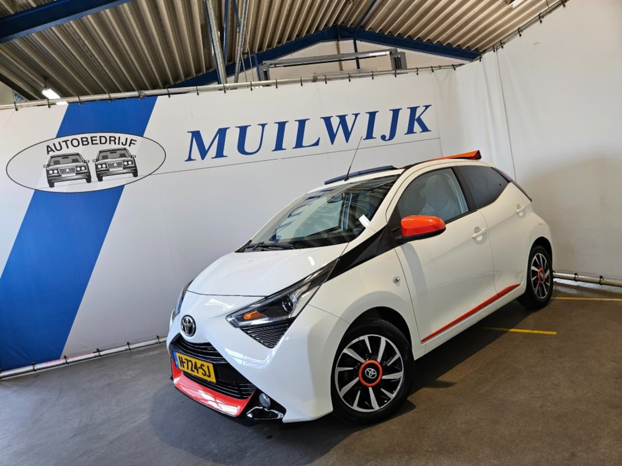 Toyota Aygo - 1.0 VVT-i x-cite / Cabriolet / CarPlay / NL Auto - AutoWereld.nl