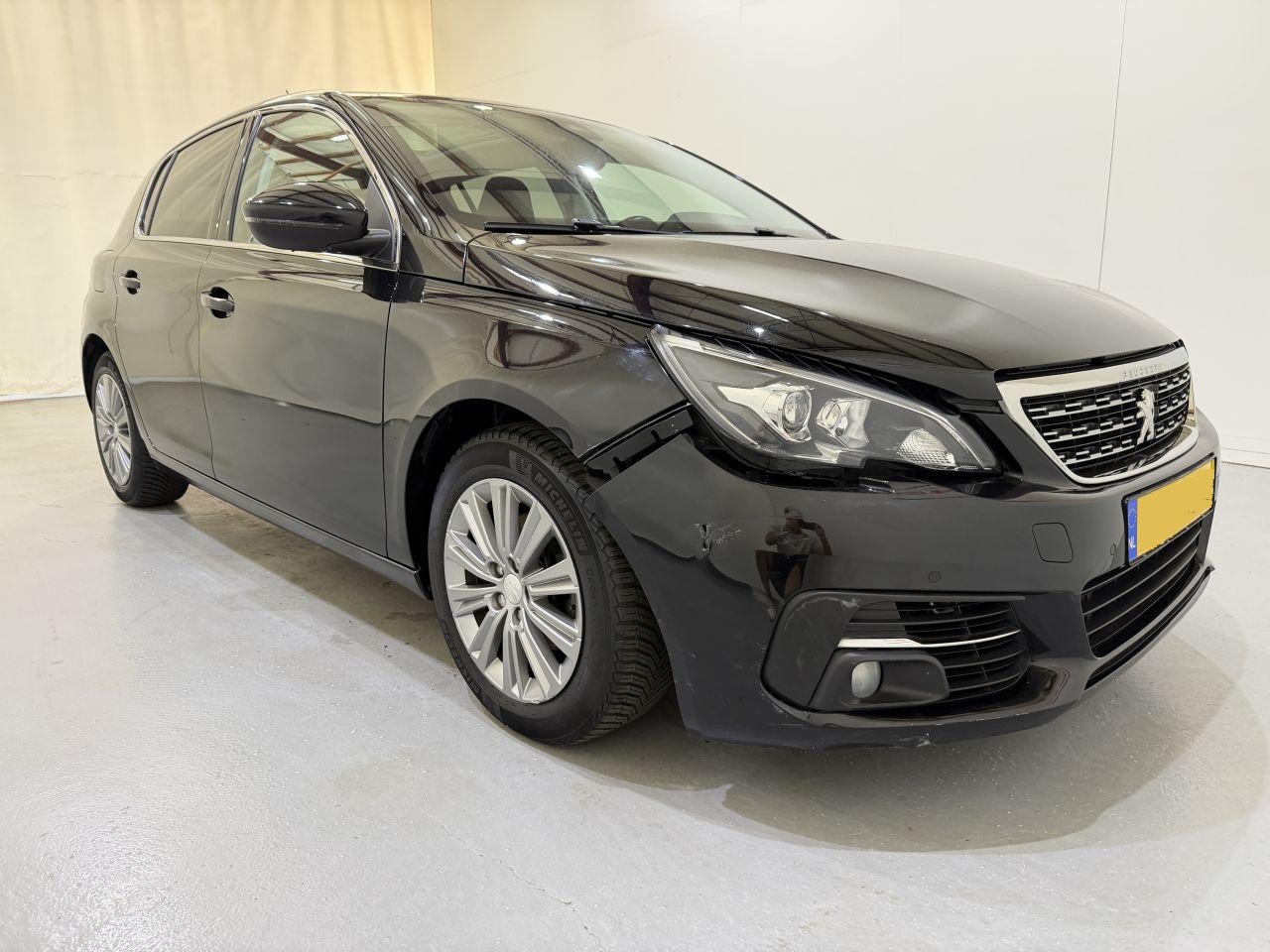 Peugeot 308 - HB 1.2 PureTech Allure Pano - AutoWereld.nl
