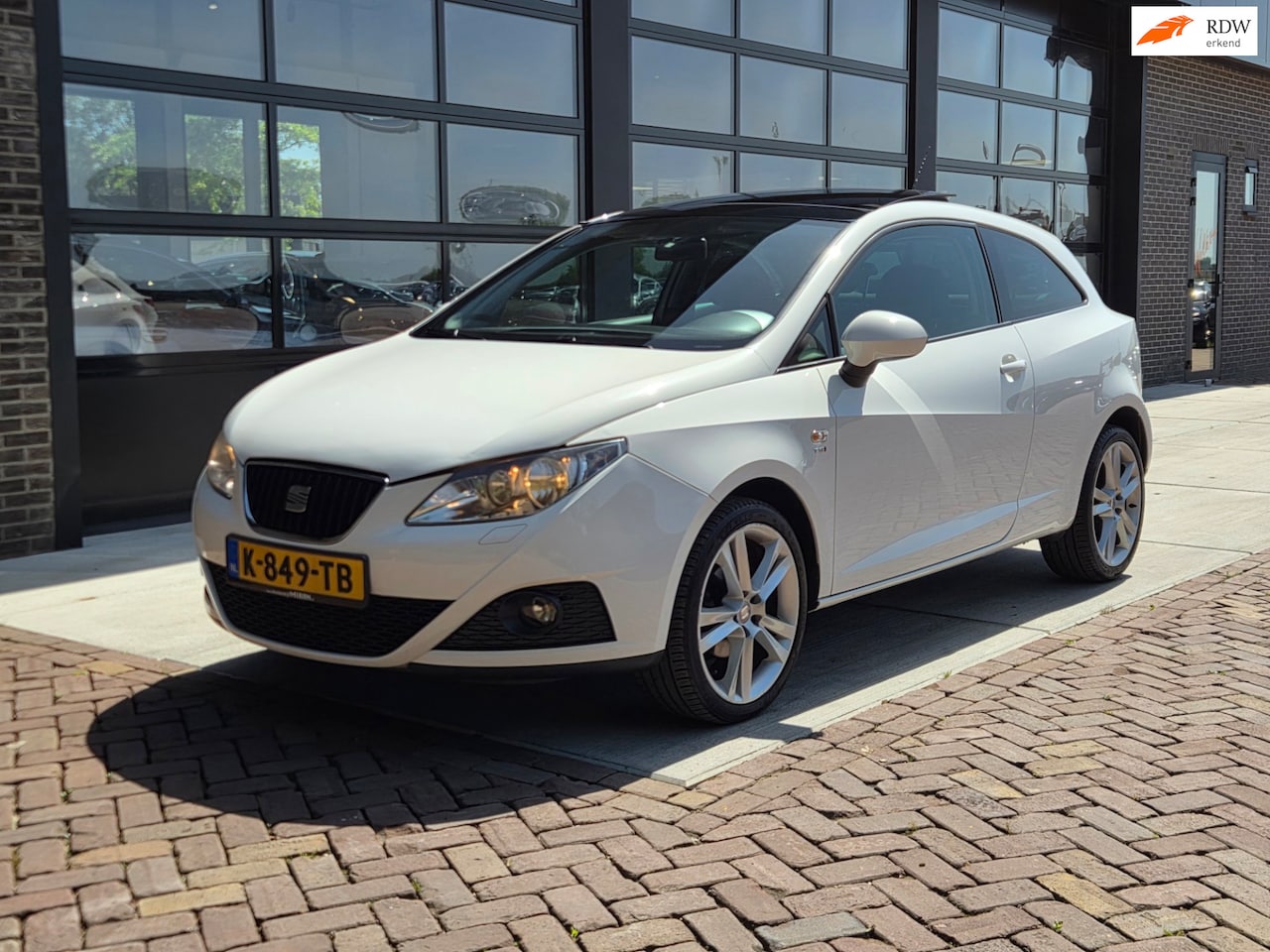 SEAT Ibiza SC - 1.2 TSI Armin Limited Edition | Panodak | Leder - AutoWereld.nl