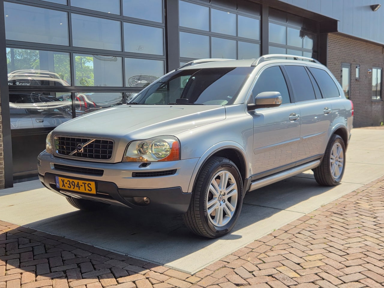 Volvo XC90 - 3.2 Kinetic | 7 Persoons - AutoWereld.nl