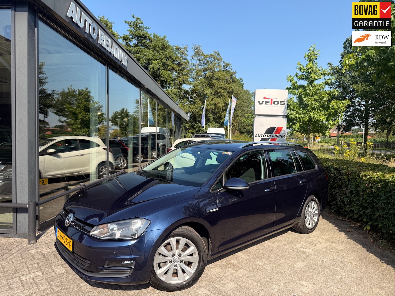 Volkswagen Golf Variant - 1.0 TSI Trendline 1.0 TSI Trendline, trekhaak, navigatie, - AutoWereld.nl