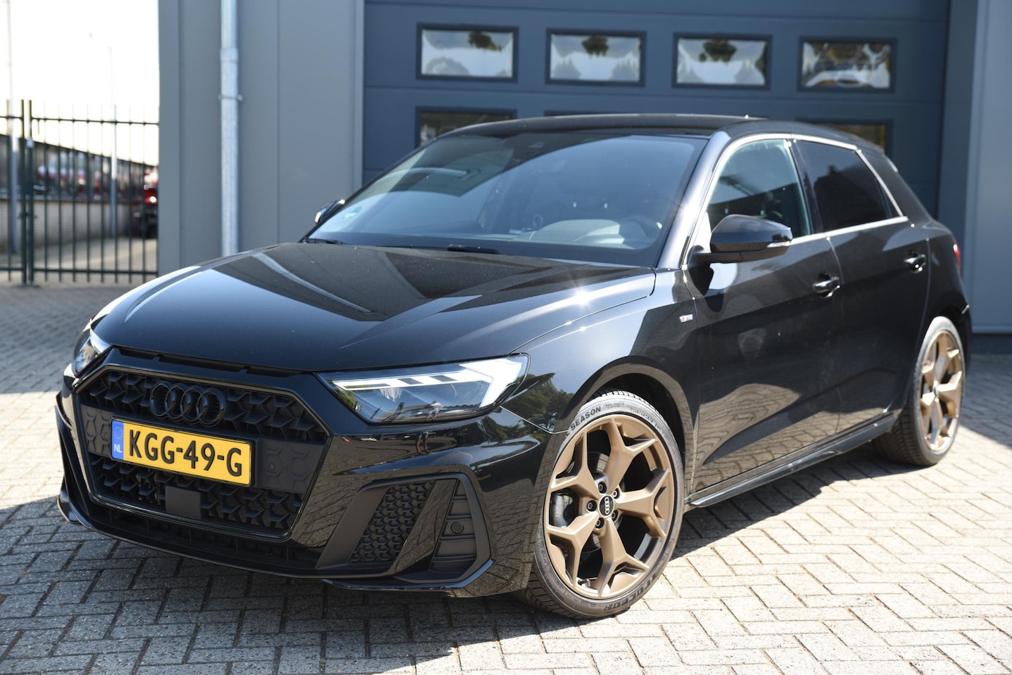 Audi A1 Sportback - 30 TFSI S edition S Line / Virtual / Apple Carplay - AutoWereld.nl