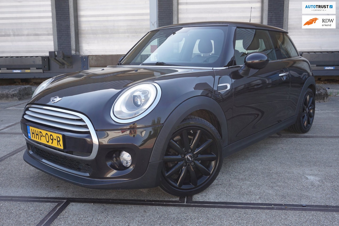 MINI 3-Deurs - 1.5 Cooper D - AutoWereld.nl
