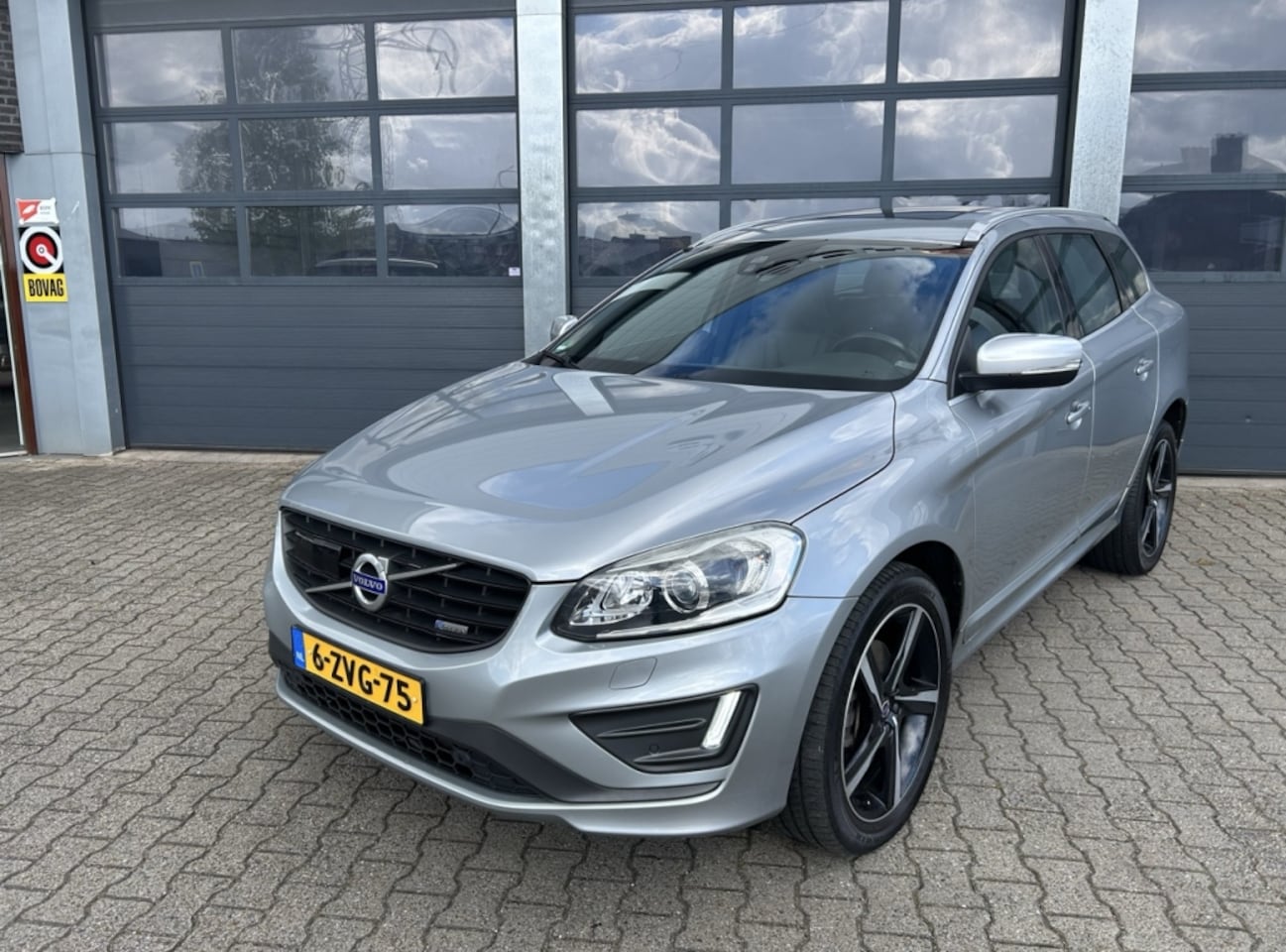 Volvo XC60 - T6 306pk Start/Stop Geartronic - AutoWereld.nl