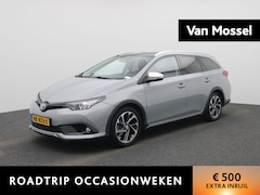 Toyota Auris - 1.8 Hybrid Comfort | Automaat | Panoramadak | Camera | Trekhaak | Climate Control |