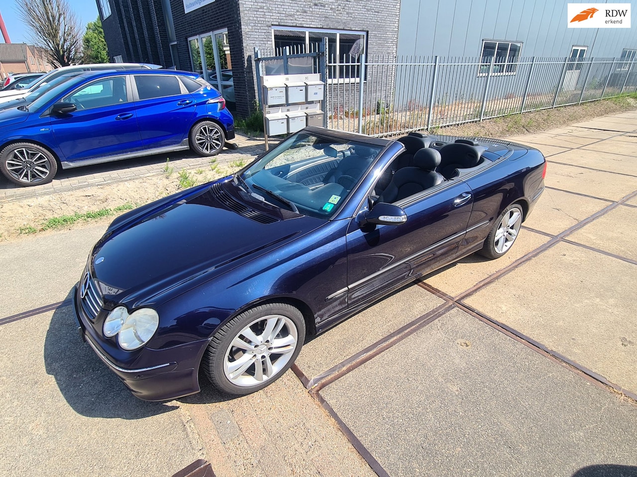 Mercedes-Benz CLK-klasse Cabrio - 200k/LEES TEKST/AUTOMAAT/LEER/TREKHAAK - AutoWereld.nl