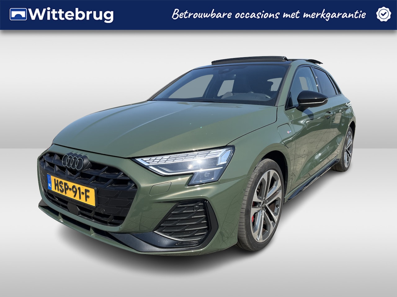 Audi A3 Sportback - 45 TFSI e 272pk S edition Competition Automaat Panoramadak / Parking Plus / 18"LM velgen / - AutoWereld.nl