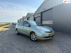 Toyota Prius - 1.5 VVT-i Comfort Nieuwe APK/Trekhaak/AC