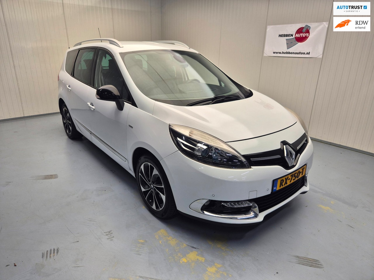 Renault Grand Scénic - 1.2 TCe Bose 7pers. Navi Camera ecc Cuise Control Alu Trekhaak - AutoWereld.nl