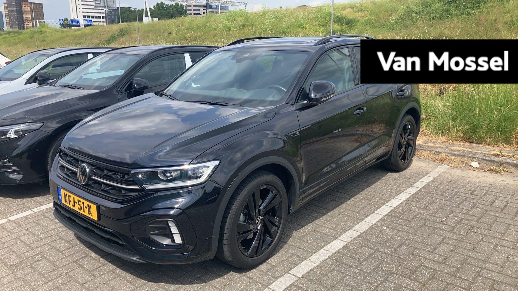 Volkswagen T-Roc - 1.5 TSI R-Line | 150 PK | Black Style | Lederen Bekleding | Top-Sport Stoelen | Stoelverwa - AutoWereld.nl