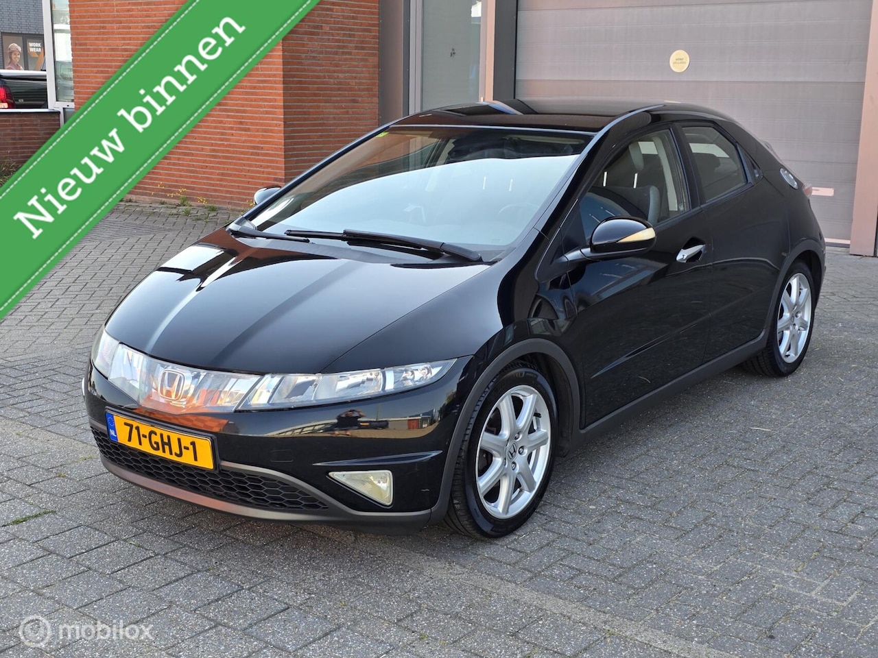 Honda Civic - 1.8 Sport-140Pk❄️Airco✅️Apk✅️ - AutoWereld.nl