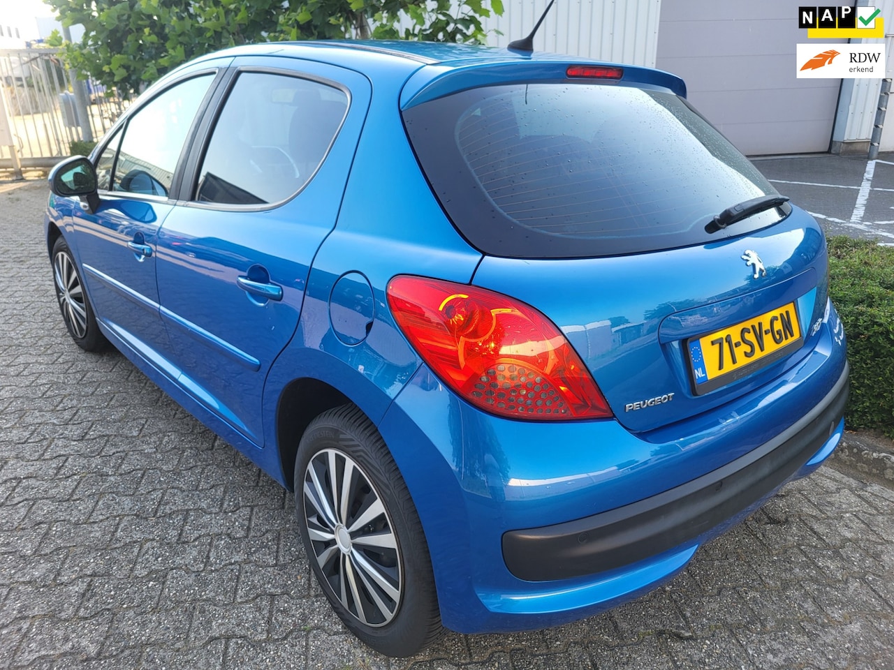 Peugeot 207 - APK 11-6-2027 AIRCO 1.4-16V 1150,- - AutoWereld.nl