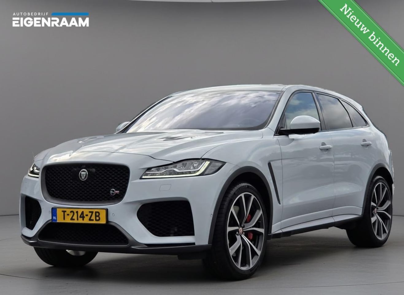 Jaguar F-Pace - 5.0 V8 S/C AWD SVR | Bijzonder netjes | Goed onderhouden - AutoWereld.nl