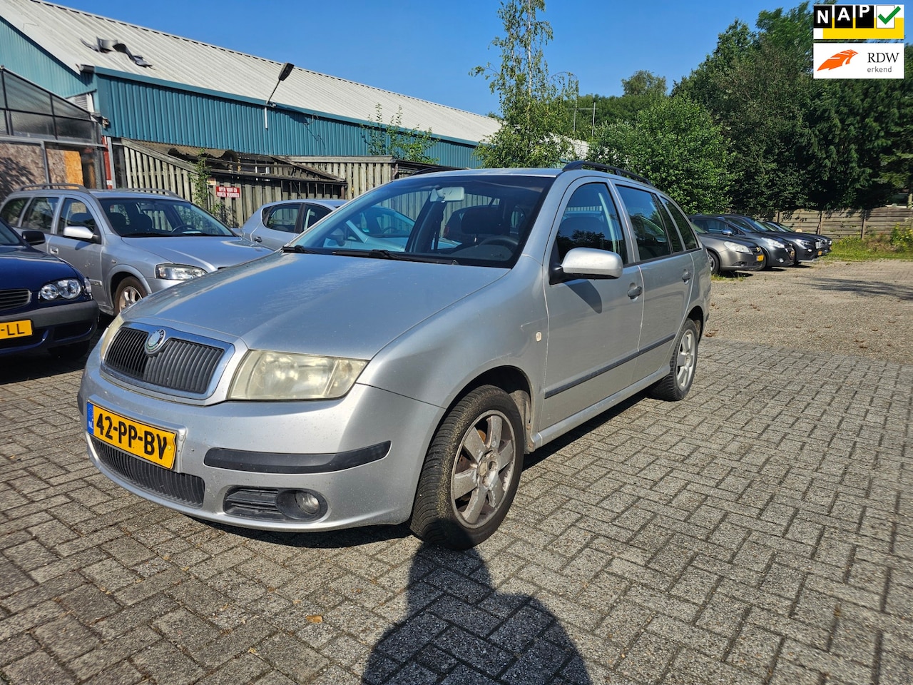 Skoda Fabia Combi - 1.4-16V Elegance | INRUILKOOPJE | EXPORT | AUTO GAAT ZO WEG | - AutoWereld.nl