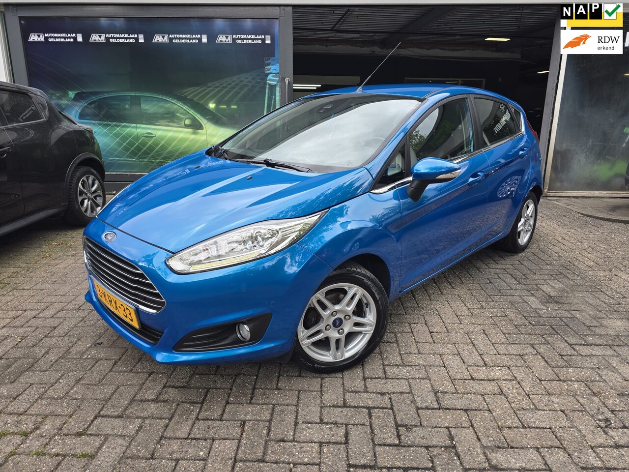 Ford Fiesta - 1.0 EcoBoost Titanium | 2E EIGENAAR | 12MND GARANTIE | CRUISE | NAVI | LMV | PDC | - AutoWereld.nl