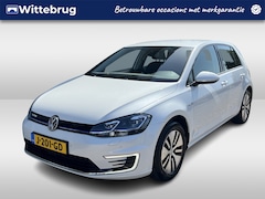 Volkswagen e-Golf - E-DITION / SOH 92%/ AUTOMAAT/ PARKEER SENSOREN V+A/ CLIMATE/ STOELVERWARMING/ CRUISE/ NAVI