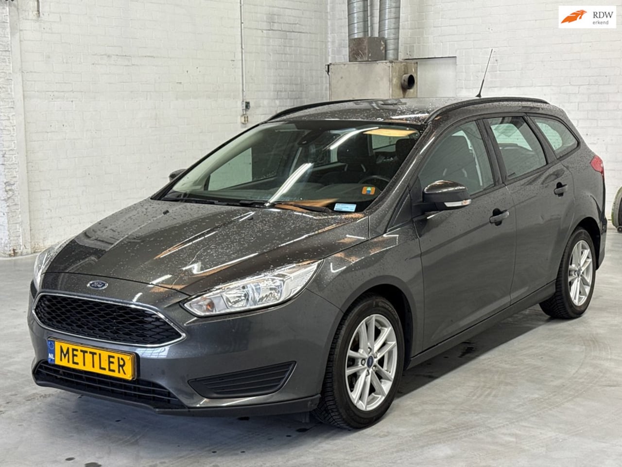 Ford Focus Wagon - 1.0 Trend Ti-VCT EcoBoost | Cruise control | PDC | Airco - AutoWereld.nl