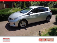 Toyota Auris - 1.8 Hybrid 136pk Aut Dynamic bij specialist, rijklaar met 12 maanden garantie