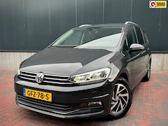 Volkswagen Touran - 1.5 TSI Comfortline 7p * Navi * Climate * Led * Dealer Onderhouden