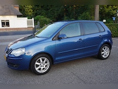 Volkswagen Polo - 1.2-12V Trendline 5Drs Airco Cruise Lm Velgen Trekhaak