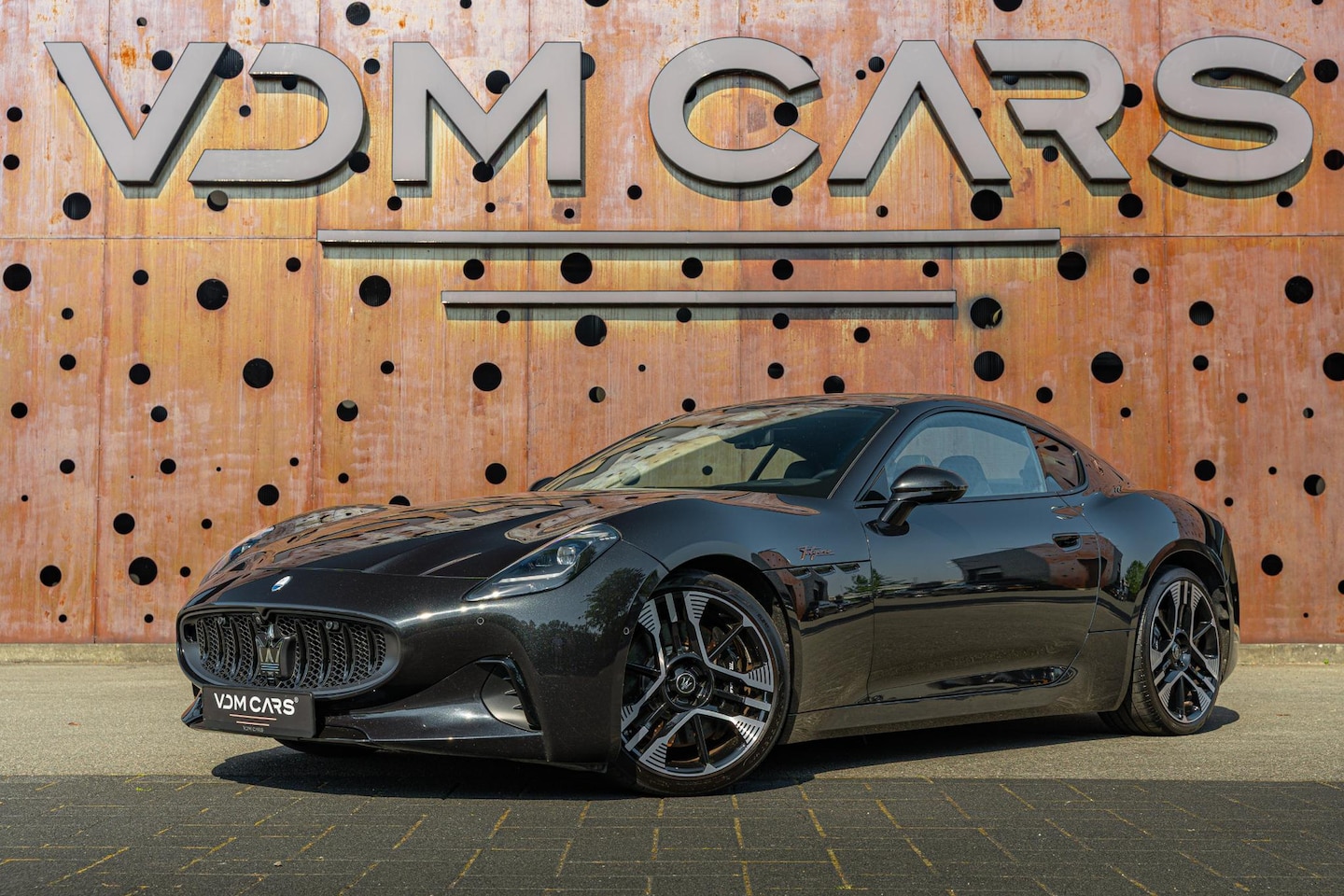 Maserati GranTurismo - BEV 92kWh 560kW Folgore Auto AWD | Assist Pack | Connect Pack | Sonus Faber | CarPlay | - AutoWereld.nl