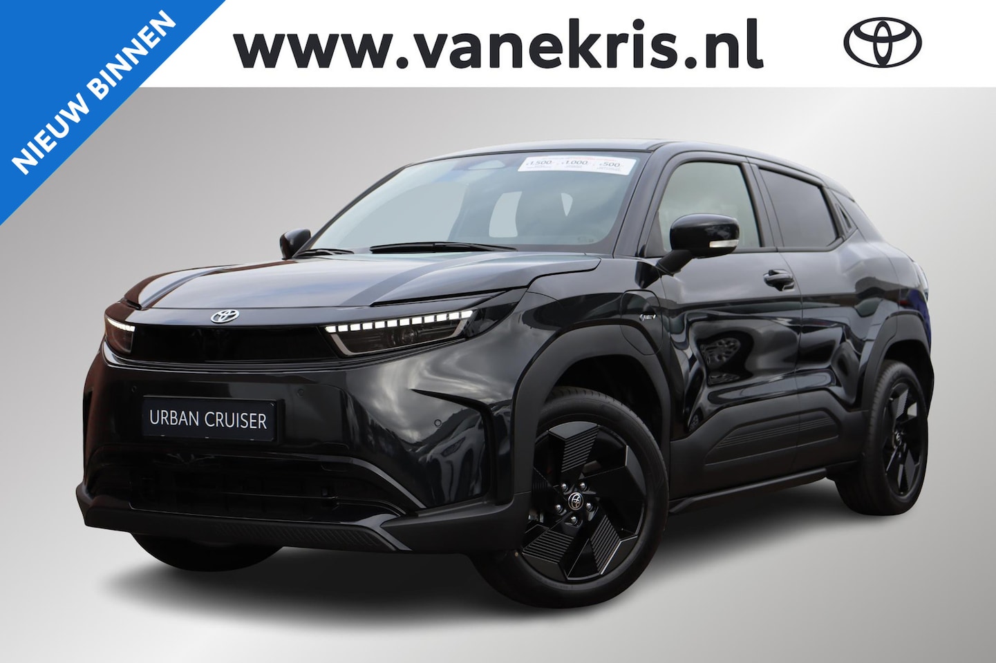 Toyota Urban Cruiser - Dynamic 61 kWh Dynamic 61 kWh , Nieuw en direct leverbaar met €3.000 inruilvoordeel - AutoWereld.nl