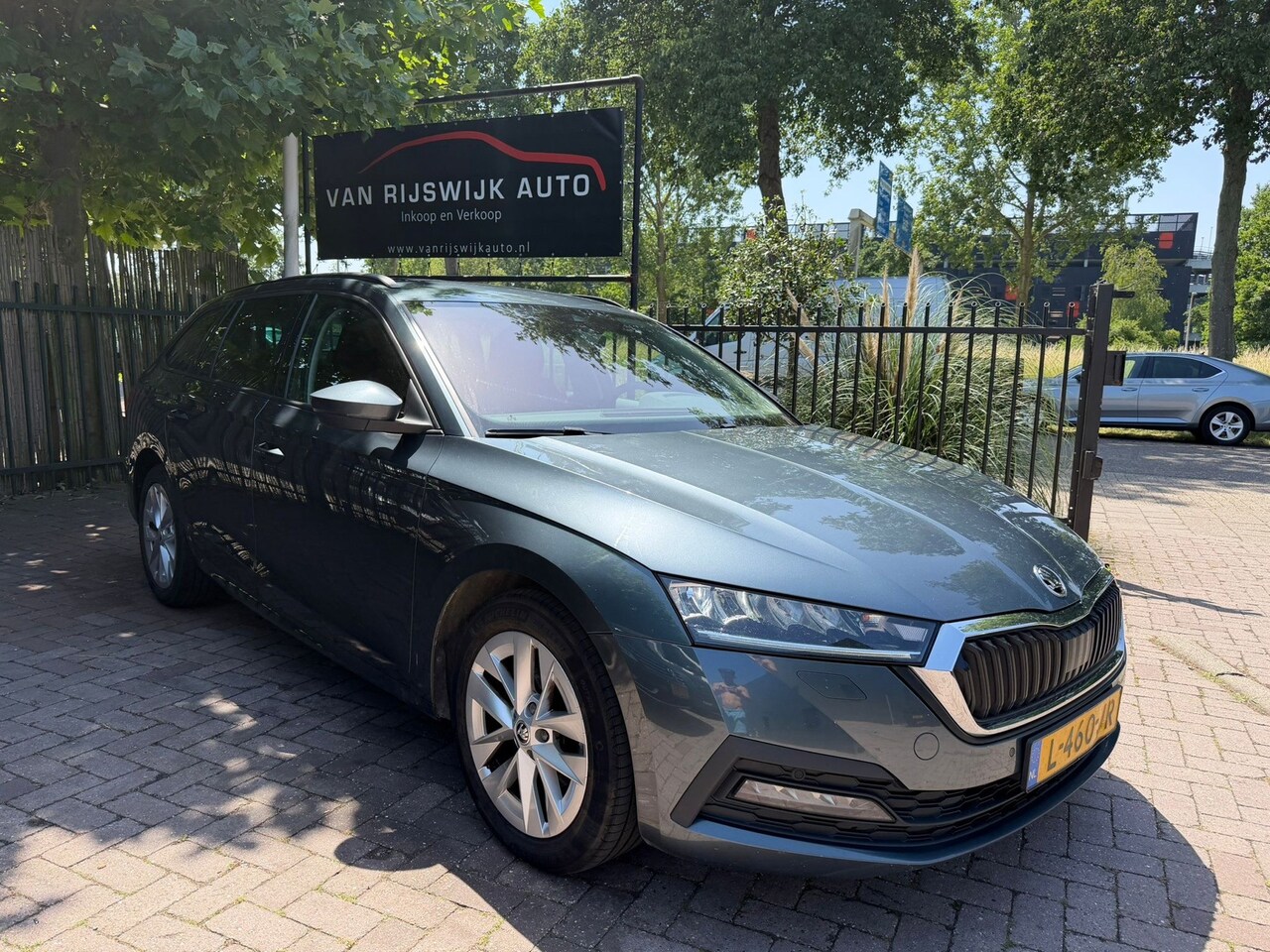 Skoda Octavia - 2.0 TDI Camera 9890NETTO Navi Clima Dealer Ond - AutoWereld.nl