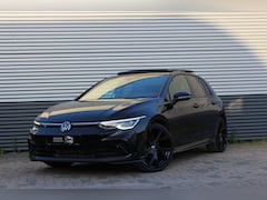 Volkswagen Golf - 1.5 eTSI 3x R-Line | Panoramadak | IQ Light | Trekhaak | Sfeerverlichting | Camera | Lane