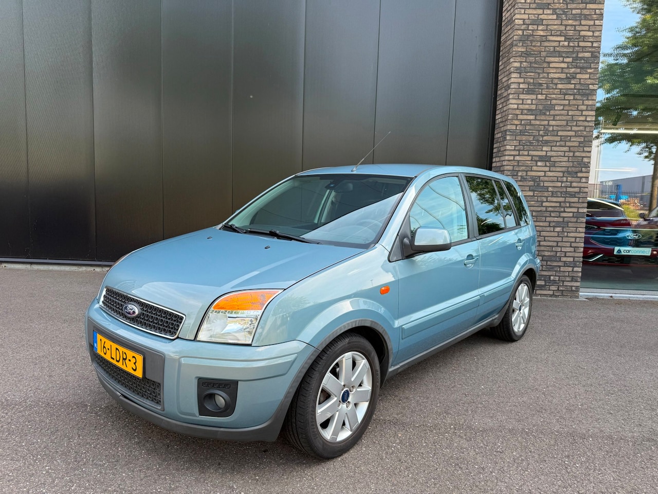 Ford Fusion - 1.6-16V Futura Airco, Radio/cd, Trekhaak - AutoWereld.nl