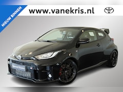 Toyota Yaris - 1.6 GR Performance, Milltek, KW Schroefset, Suede stuurwiel, Dakspoiler