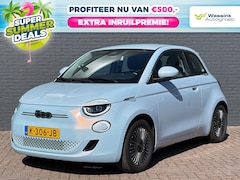 Fiat 500 - 42kWh 118pk Aut Icon | 1e Eigenaar | Camera & Sensoren Achter | LED | CarPlay | Navigatie